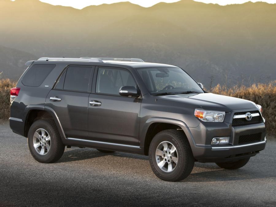  Toyota 4Runner SR5 2009 года  (фото 18 из 28)